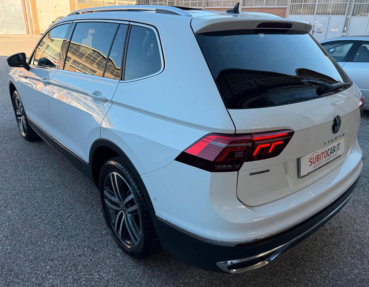 Volkswagen Tiguan Allspace 2.0 TDI SCR DSG Elegance Tetto Apribile