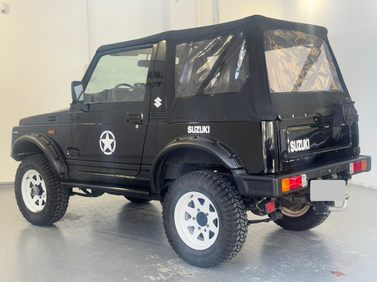 Suzuki SJ Samurai SJ413 Cabriolet De Luxe