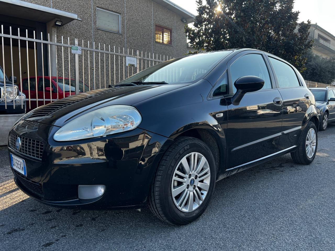 Fiat Grande Punto Grande Punto 1.4 5 porte Dynamic ok neopatentati