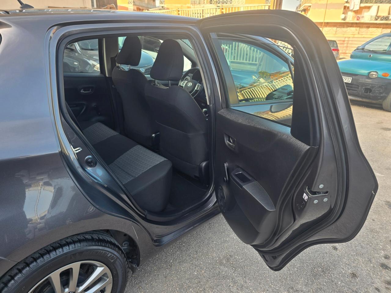 Toyota Yaris 1.4 D-4D 5 porte Lounge