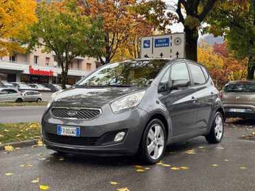 Kia Venga 1.6 CON TETTO APRIBILE - TELECAMERA E SENSORI PER IL PARCHEGGIO