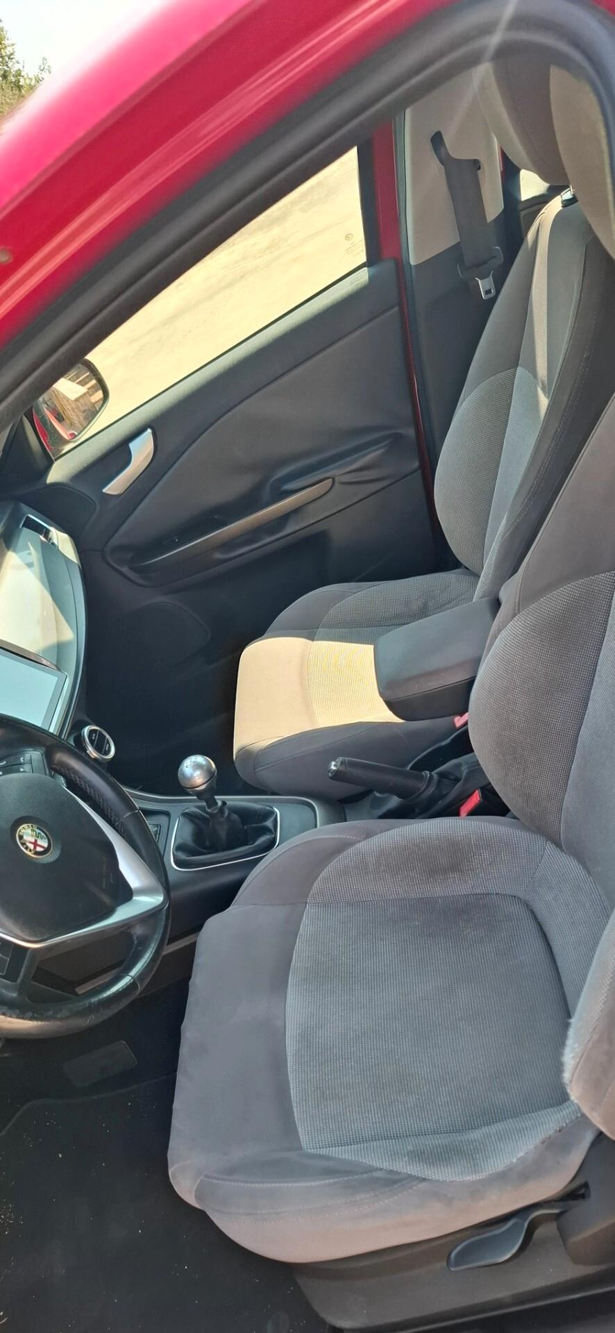 Alfa Romeo Giulietta 1.6 JTDm-2 105 CV Distinctive