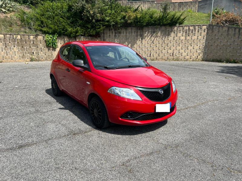 Lancia Ypsilon 5 Porte 1.2 2019 ecochic Gpl 69cv 65000KM.