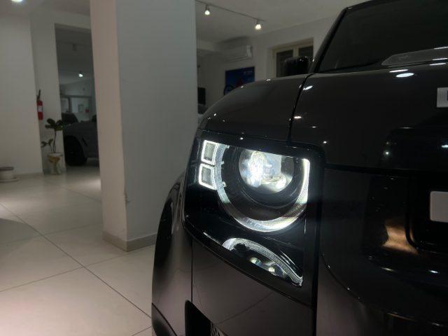 LAND ROVER Defender 110 3.0D I6 200 CV AWD Auto SEda ?599,00