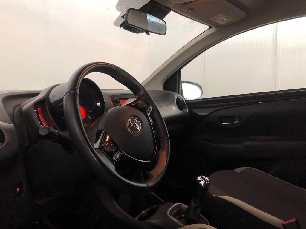 Toyota Aygo 5 Porte 1.0 VVT-i x-cool