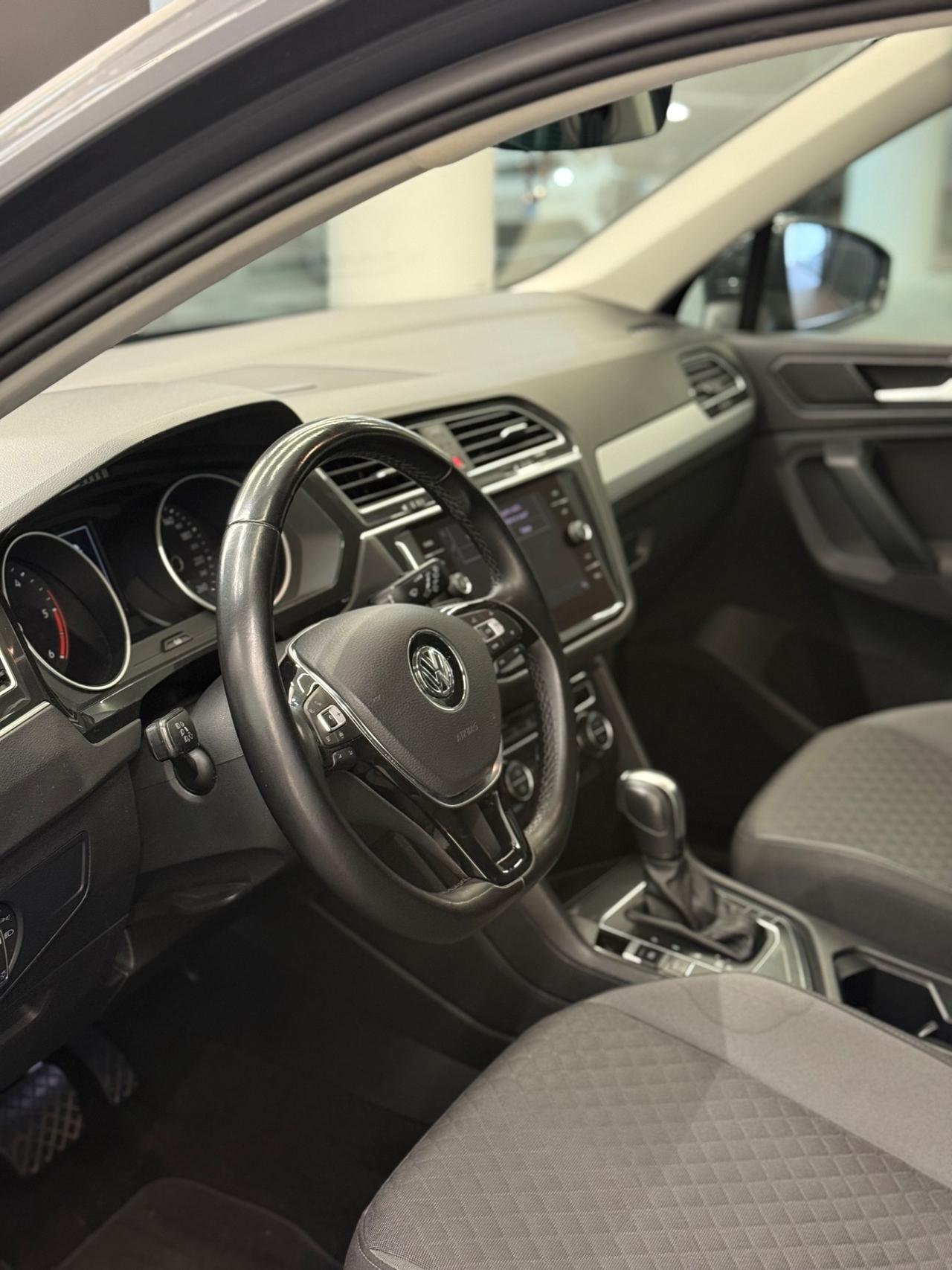 Volkswagen Tiguan 2.0 TDI SCR DSG Business BlueMotion Technology