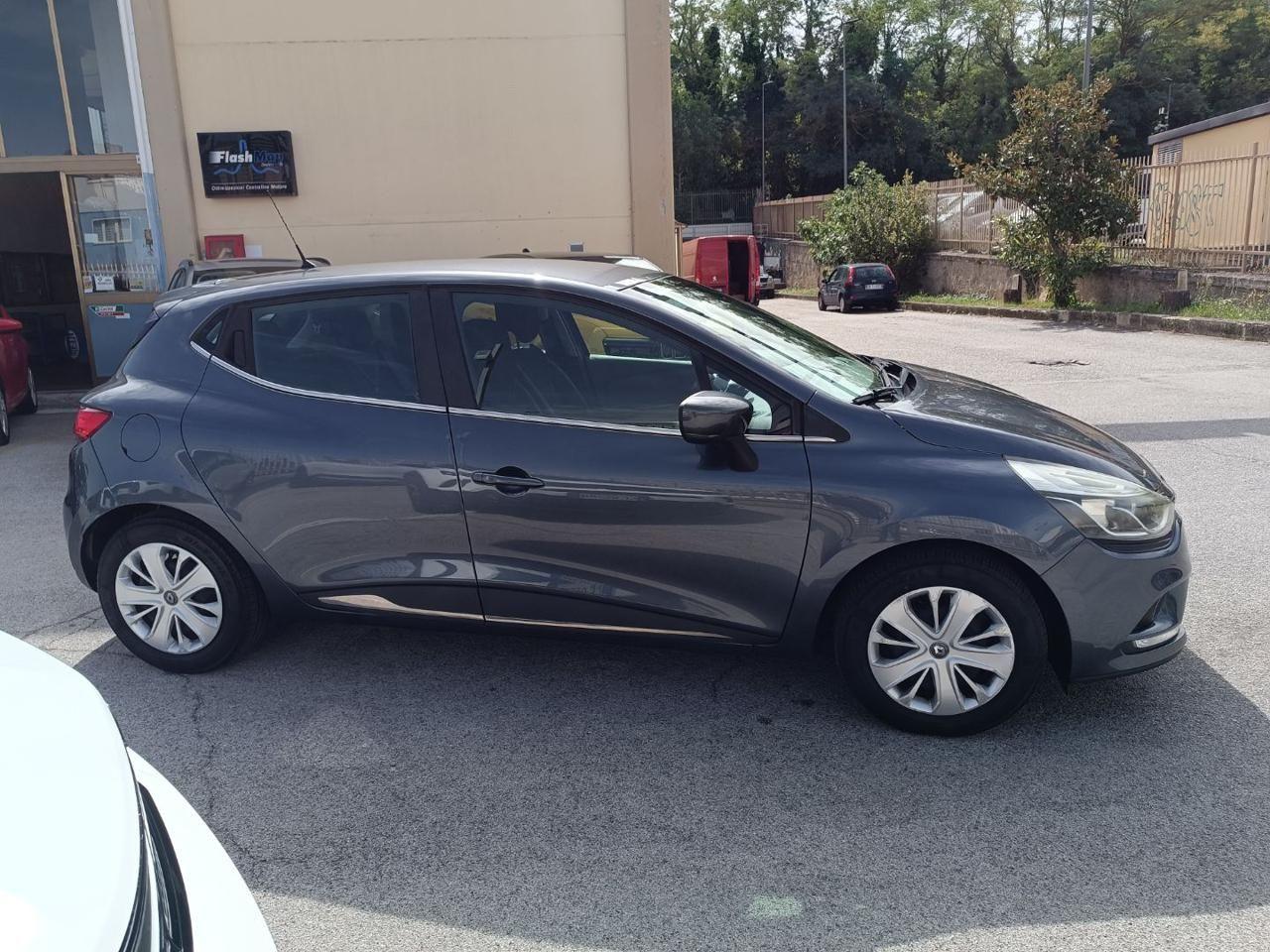 RENAULT Clio dCi 8V 75 CV Start&Stop 5 porte Energy Intens