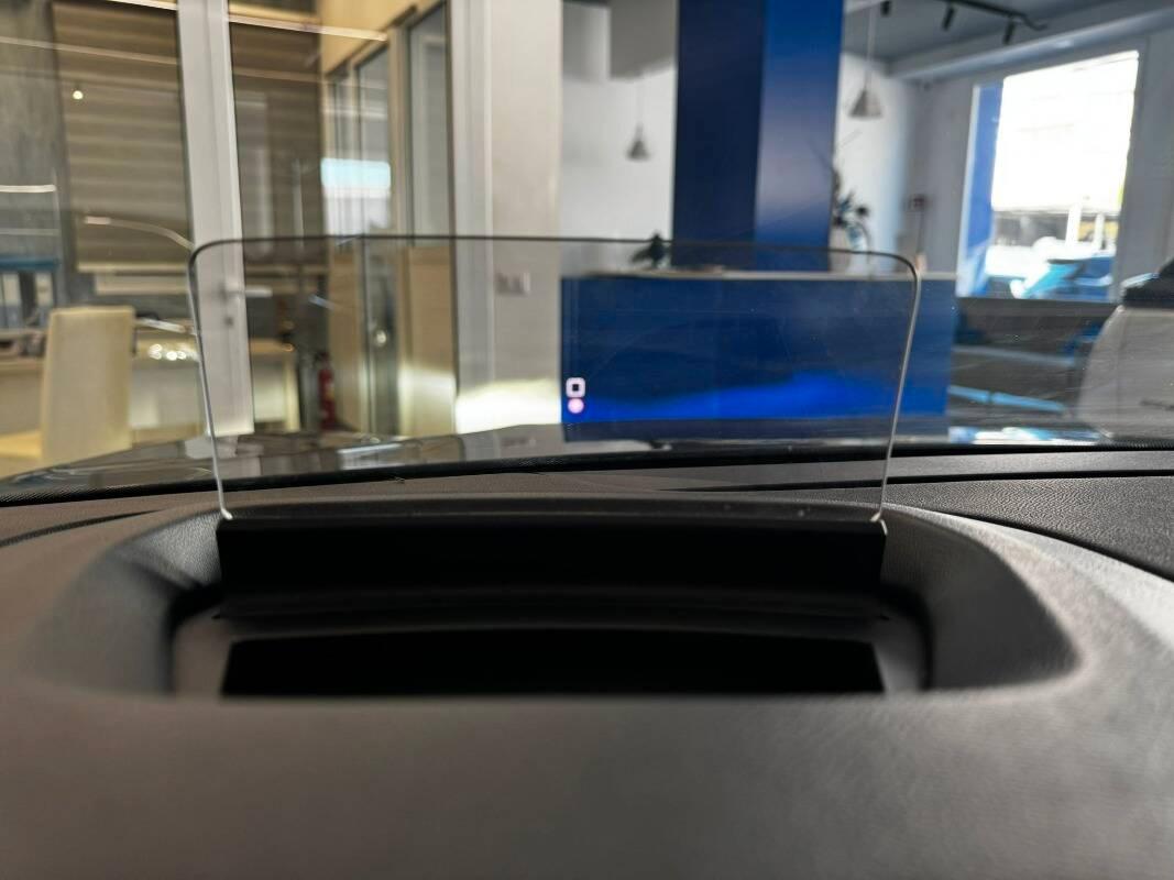 Citroen C4 1.5 bluehdi Shine s&s 130cv eat8