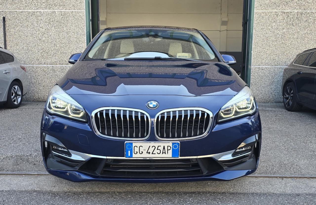BMW 220D TOURER 2.0 LUXURY X-DRIVE 190CV - FARI FULL LED, PELLE, HEAD UP DISPLAY