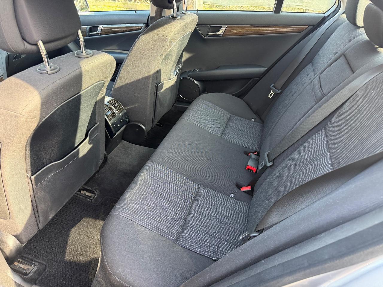 Mercedes-benz C 220CDI BlueEFFICIENCY