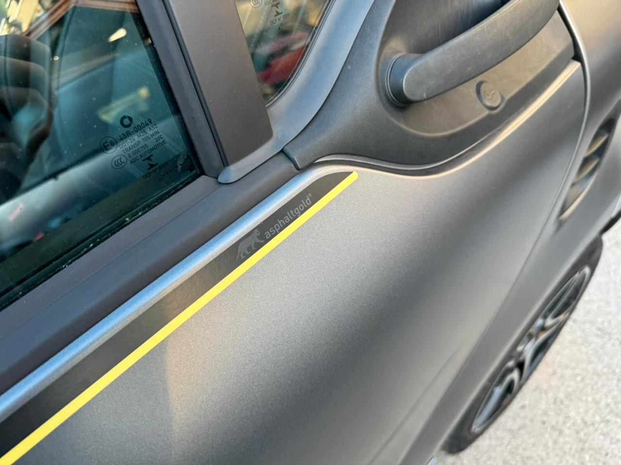 Smart ForTwo 90 0.9 Turbo twinamic Urbanrunner taylor made asphalthgold full