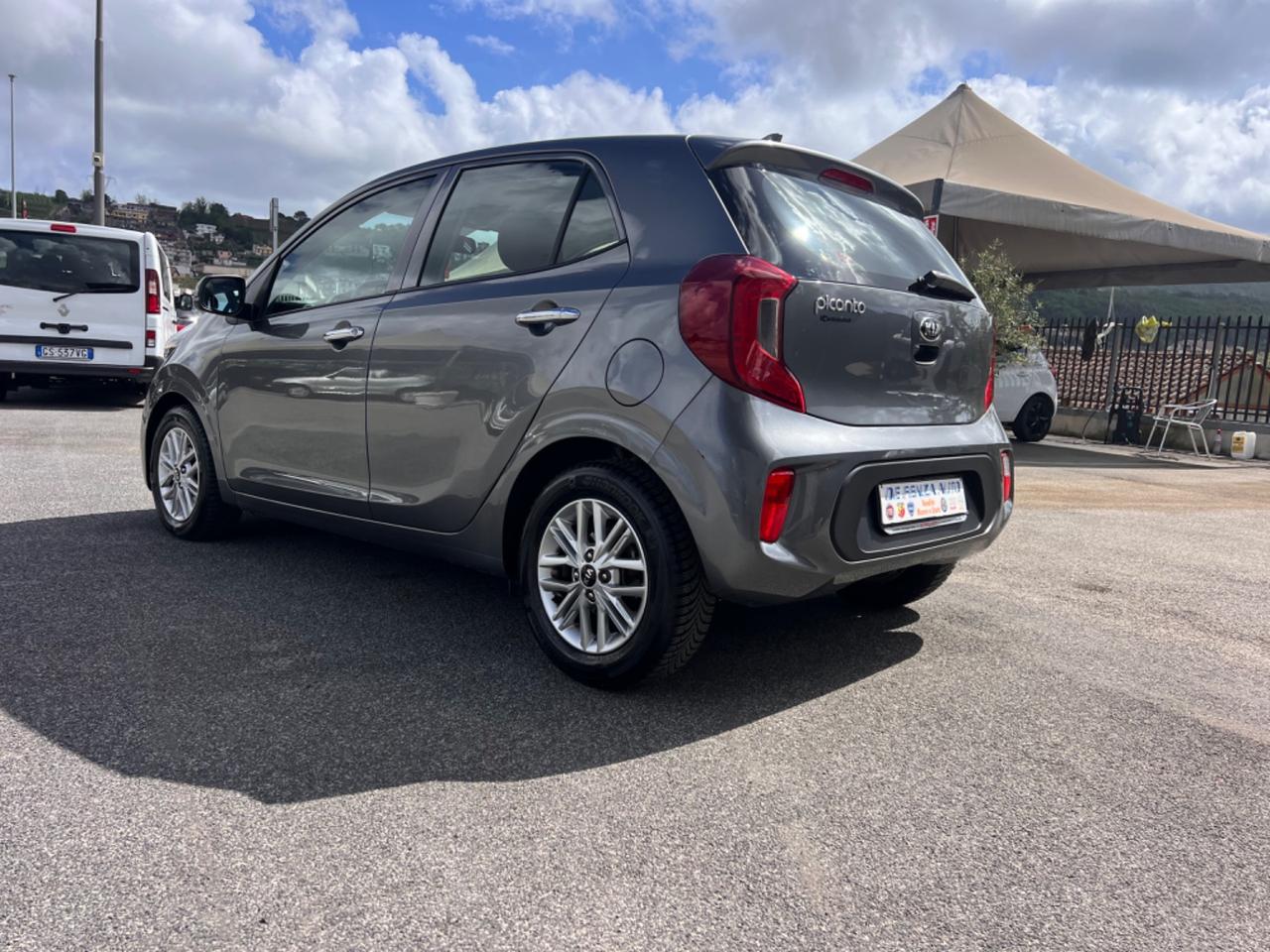 Kia Picanto 1.0 12V 5 porte X Line