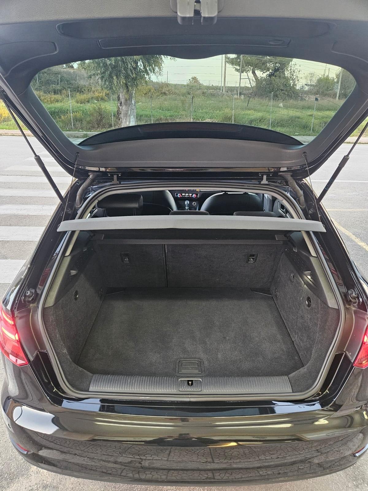 Audi A3 SP 2.0 tdi 150CV Stronic Sport