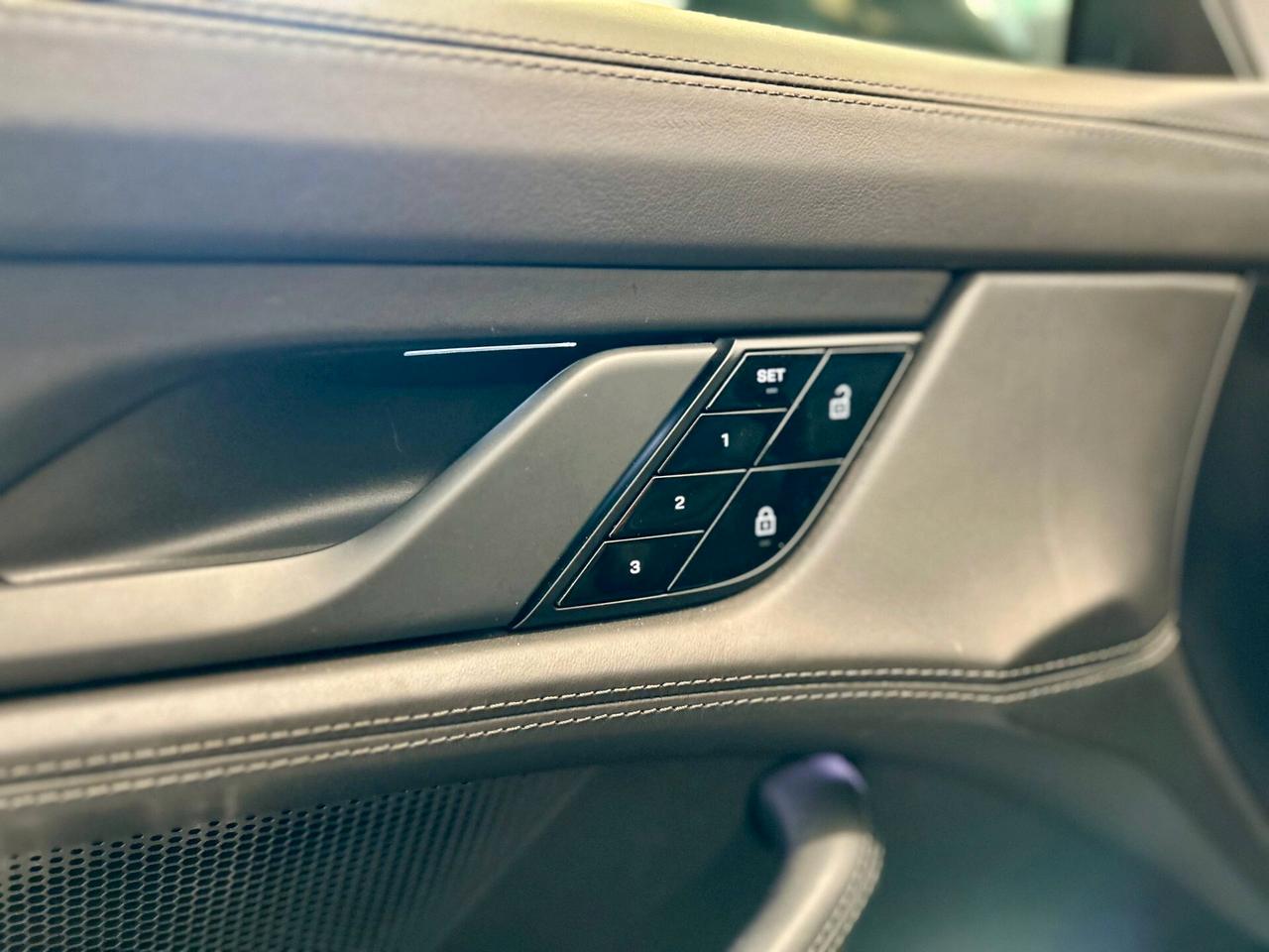 Porsche Taycan 4S *PREZZO PROMO*