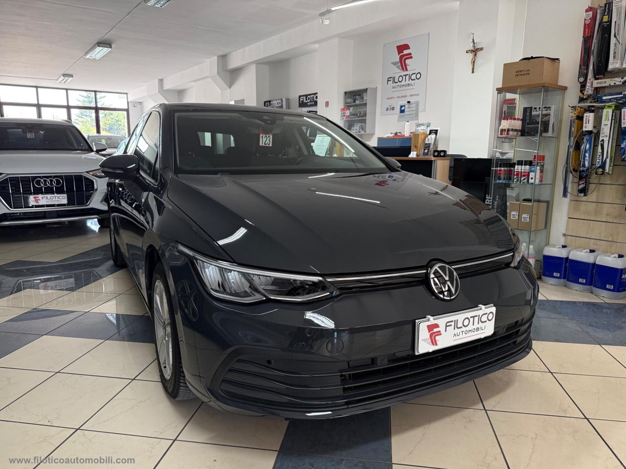 VOLKSWAGEN Golf 2.0 TDI 115 CV SCR Life KM 85.963 | USATO GARANTITO
