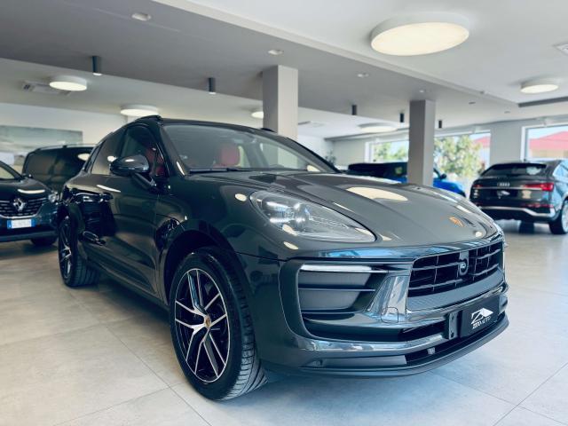 Porsche Macan 2023 2.0 265cv pdk TETTO/BOSE/20"