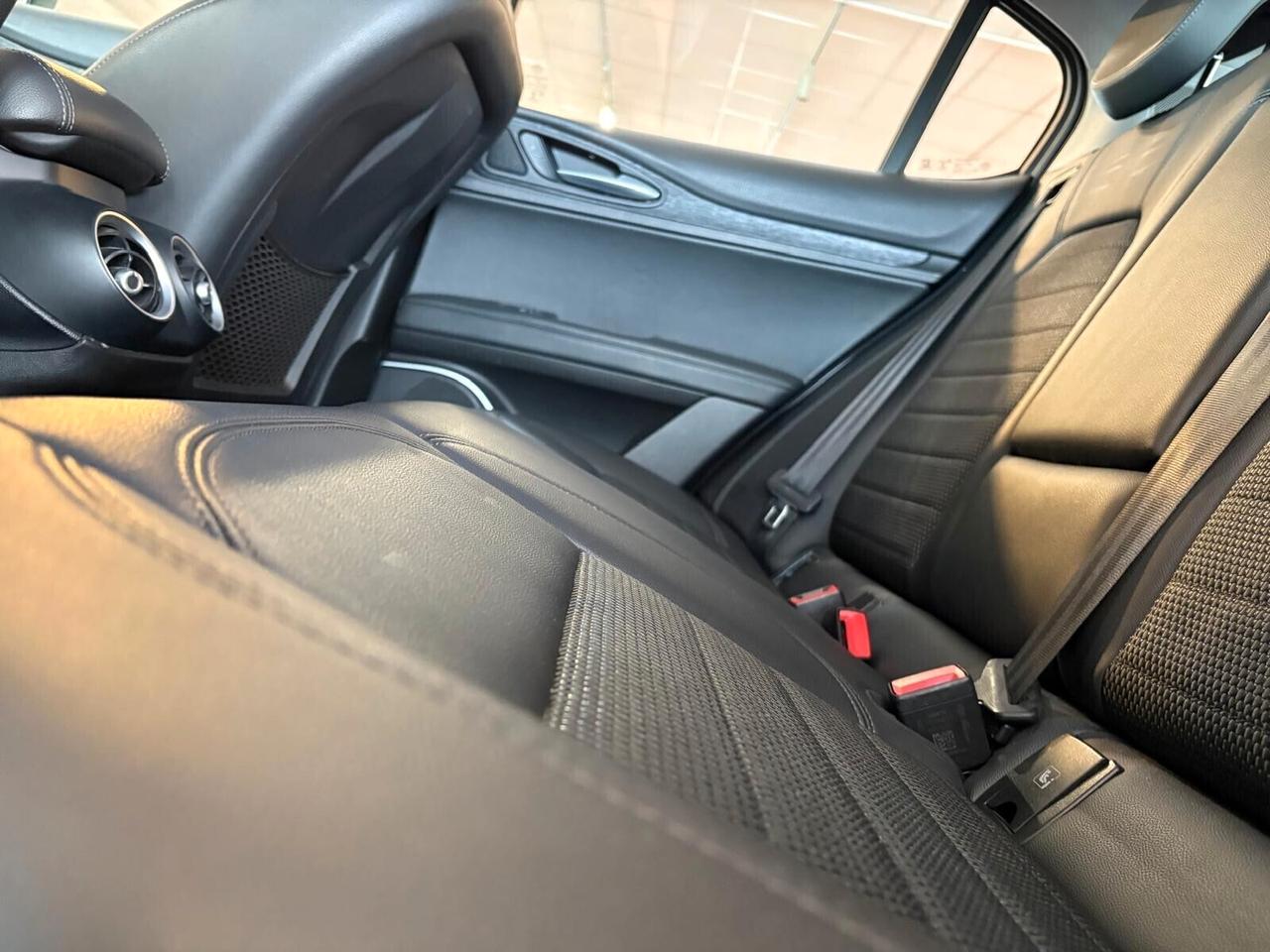 Alfa Romeo Stelvio EXECUTIVE 2.2 Turbodiesel AT8 Q4 SPOTICAR