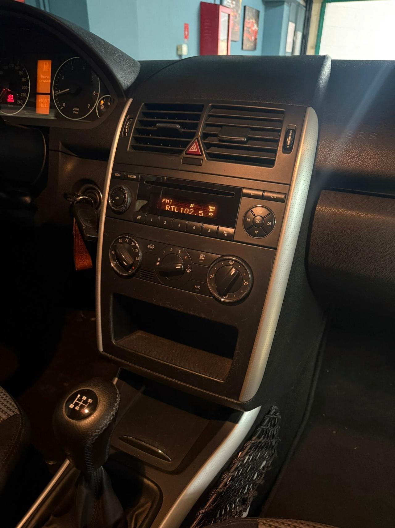 A200 136CV ENTRA OVUNQUE DENTRO MILANO!