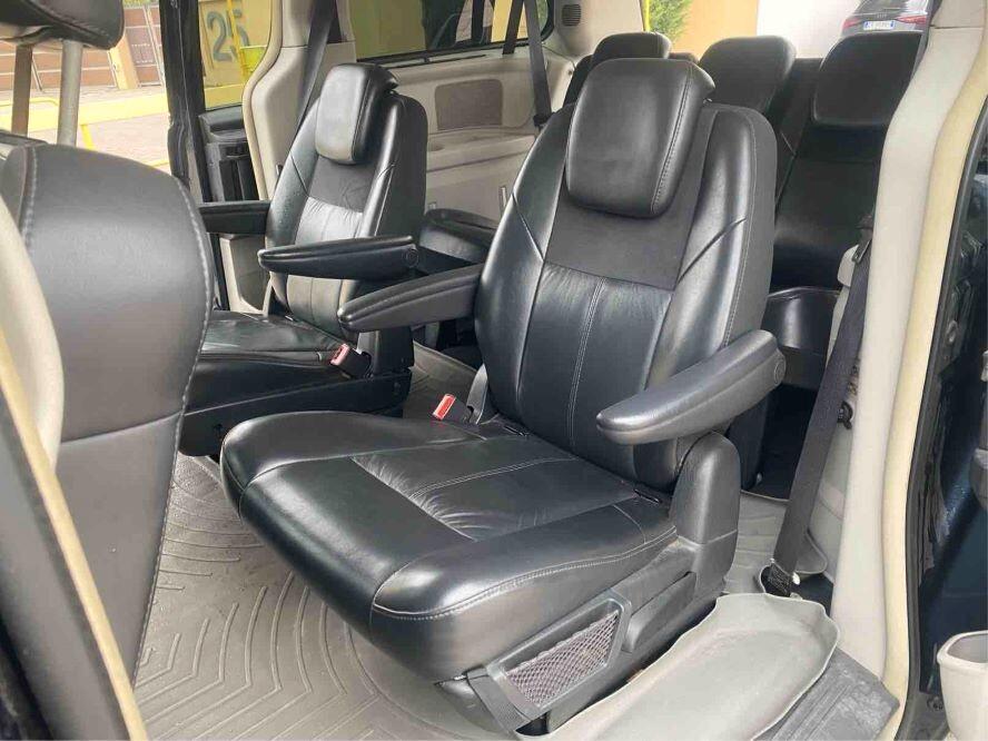 Chrysler GrandVoyager 2.8 CRD cat LX Leather Auto 7 POSTI