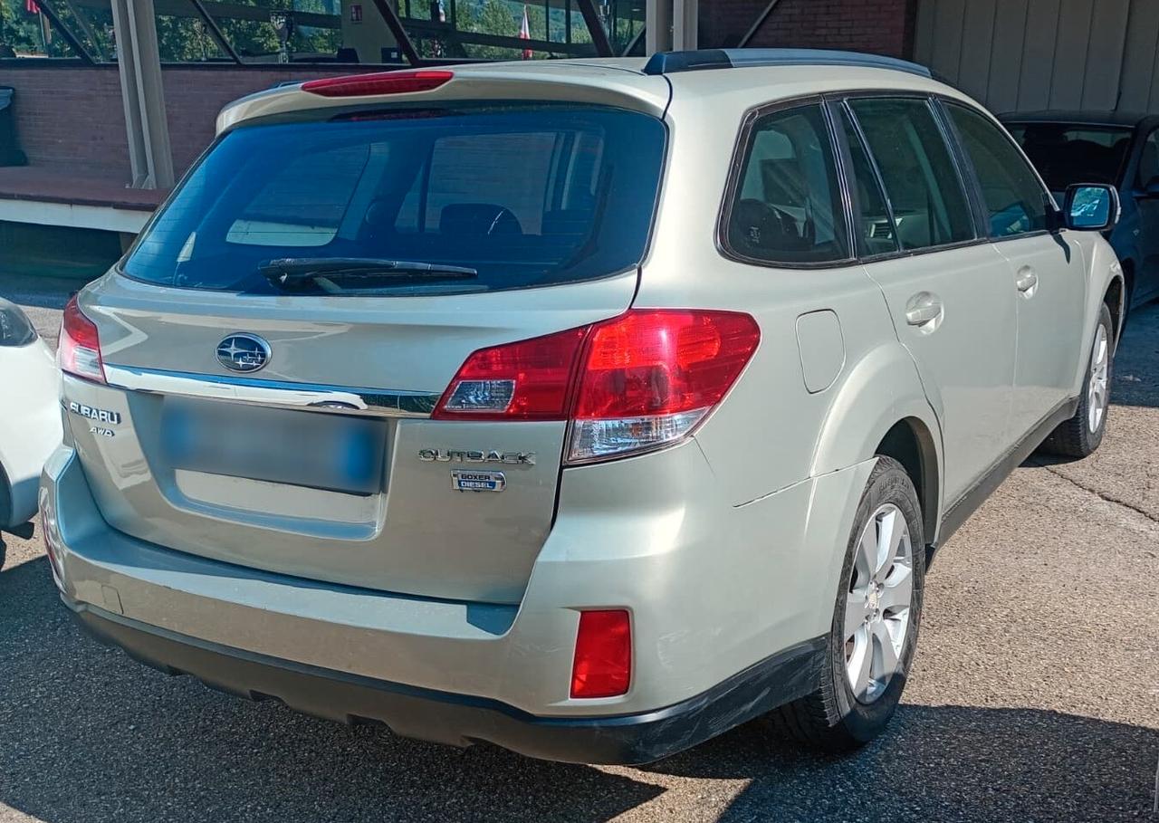Subaru OUTBACK 2.0D