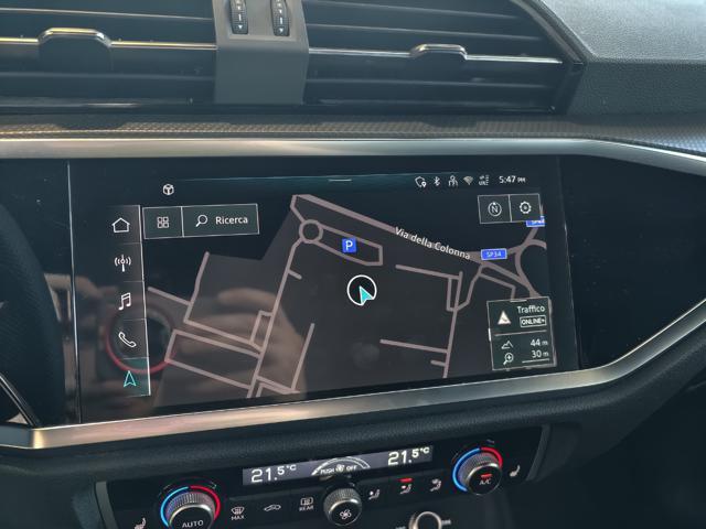 AUDI Q3 35 TDI S tronic Identity Black S line