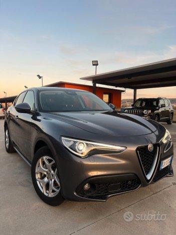 Alfa Romeo Stelvio 2.2 Turbodiesel 190 CV AT8 Q4 S