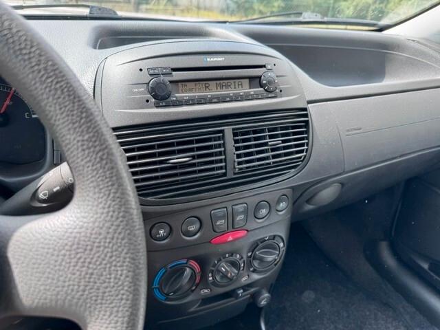 Fiat Punto 1.2 5 porte Active Natural Power