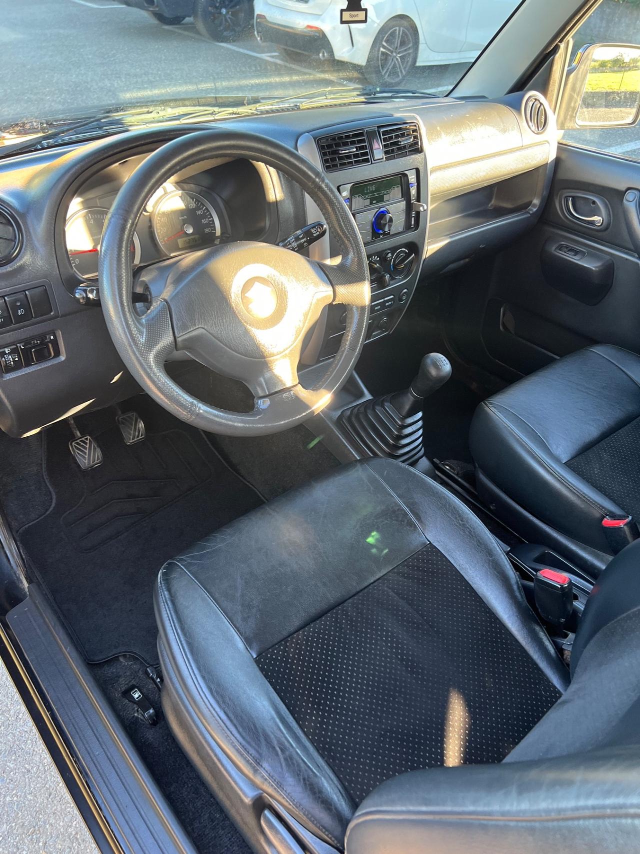 Suzuki Jimny 1.3i 16V cat 4WD JLX