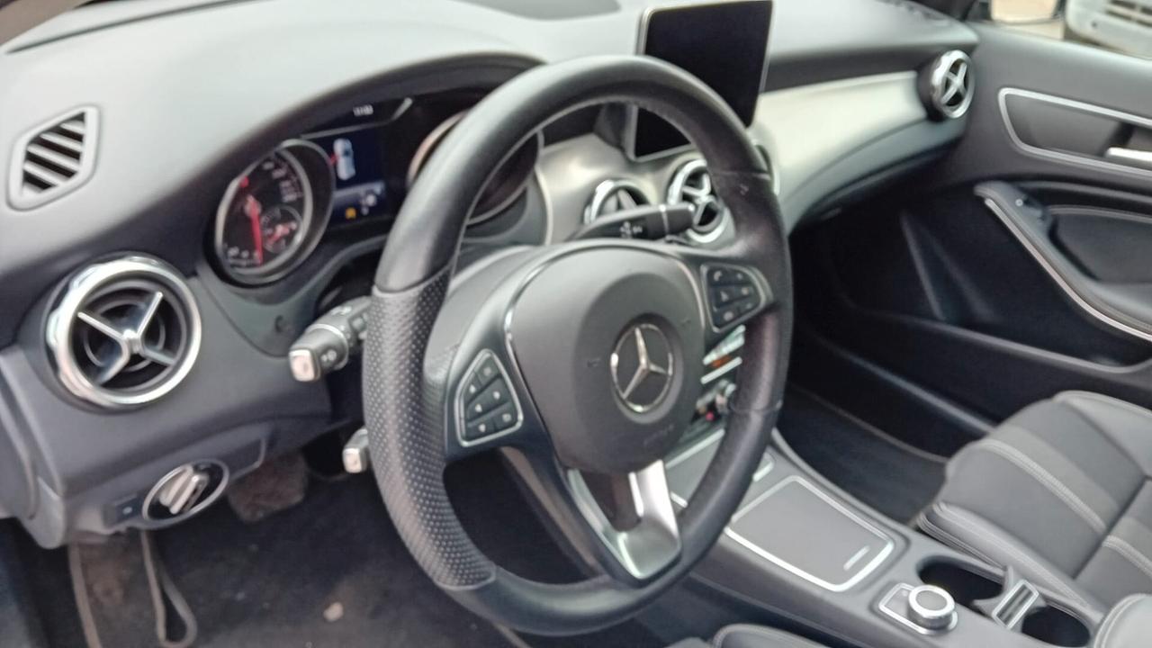 Mercedes-benz GLA 180 Executive