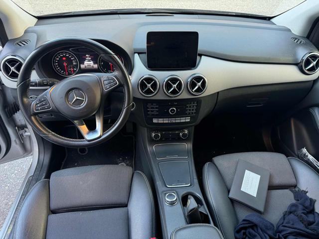 MERCEDES-BENZ B 200 d Automatic Sport