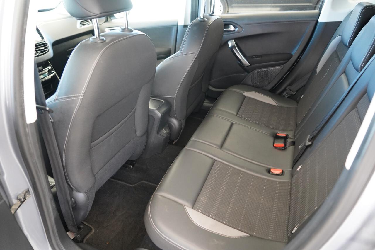 Peugeot 2008 1.6 BlueHDi 120 Allure