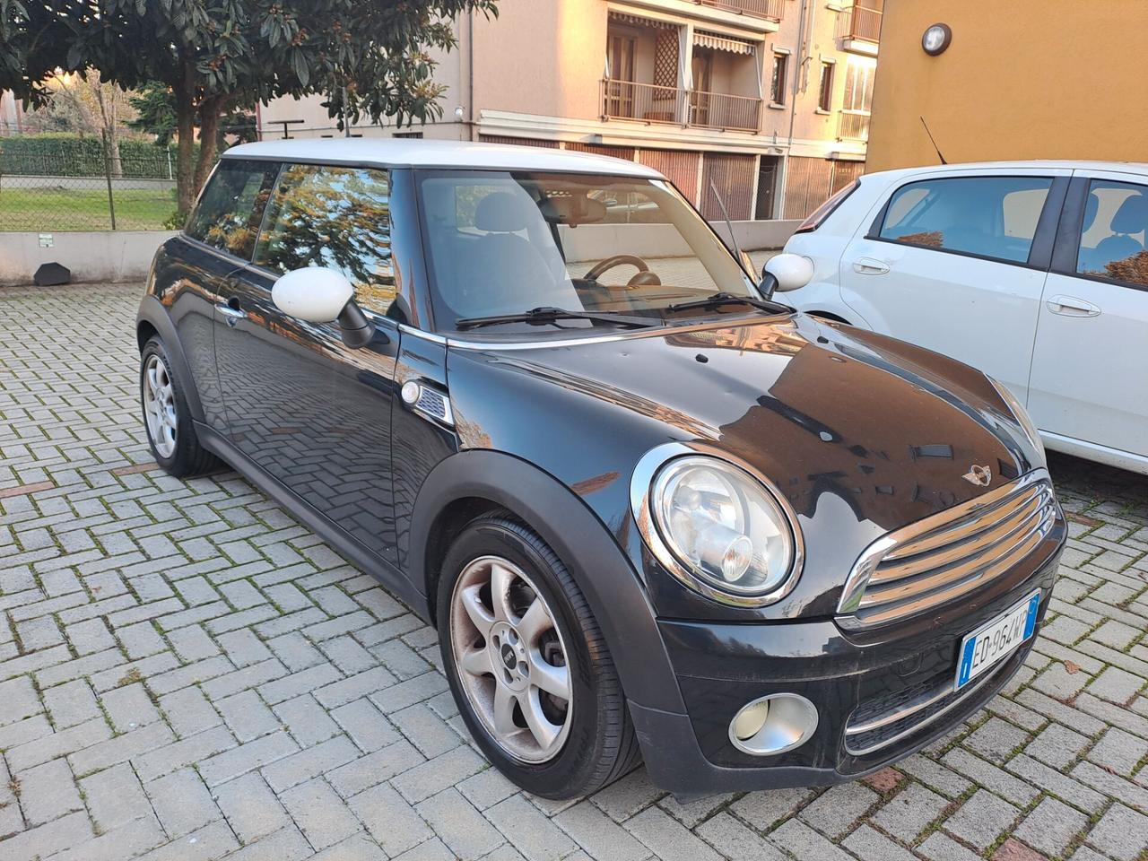 Mini 1.6 16V Cooper D OK NEOPATENTATI
