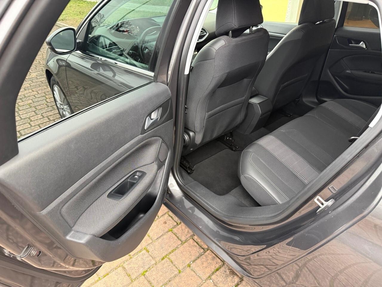 Peugeot 308 BlueHDi 130 Allure/PREZZO REALE/UNIPRO