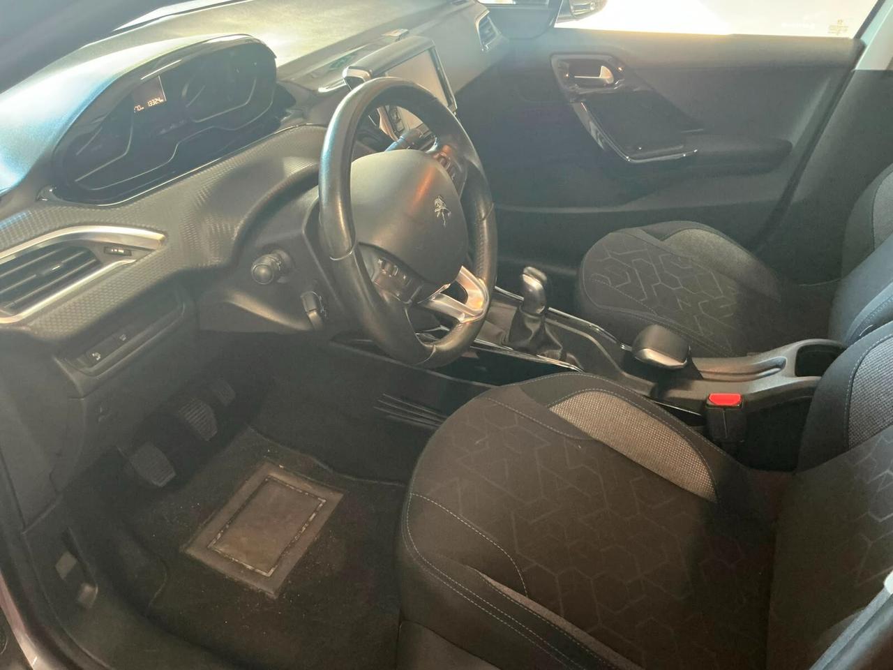 Peugeot 2008 PureTech Turbo 130 S&S Black Matt 2019