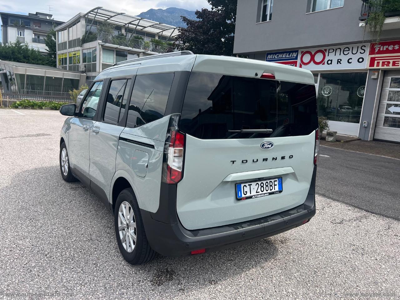 FORD Tourneo Courier 1.0 EcoBoost Pow. Tit.