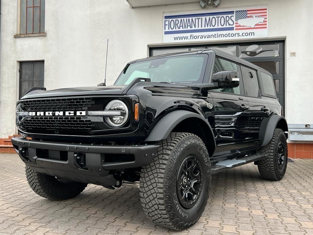 Ford Bronco 2.3L Ecoboost 4x4 BADLANDS e 2.7L WILDTRACK 4P 2025