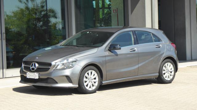 MERCEDES-BENZ A 160 d Automatic Business
