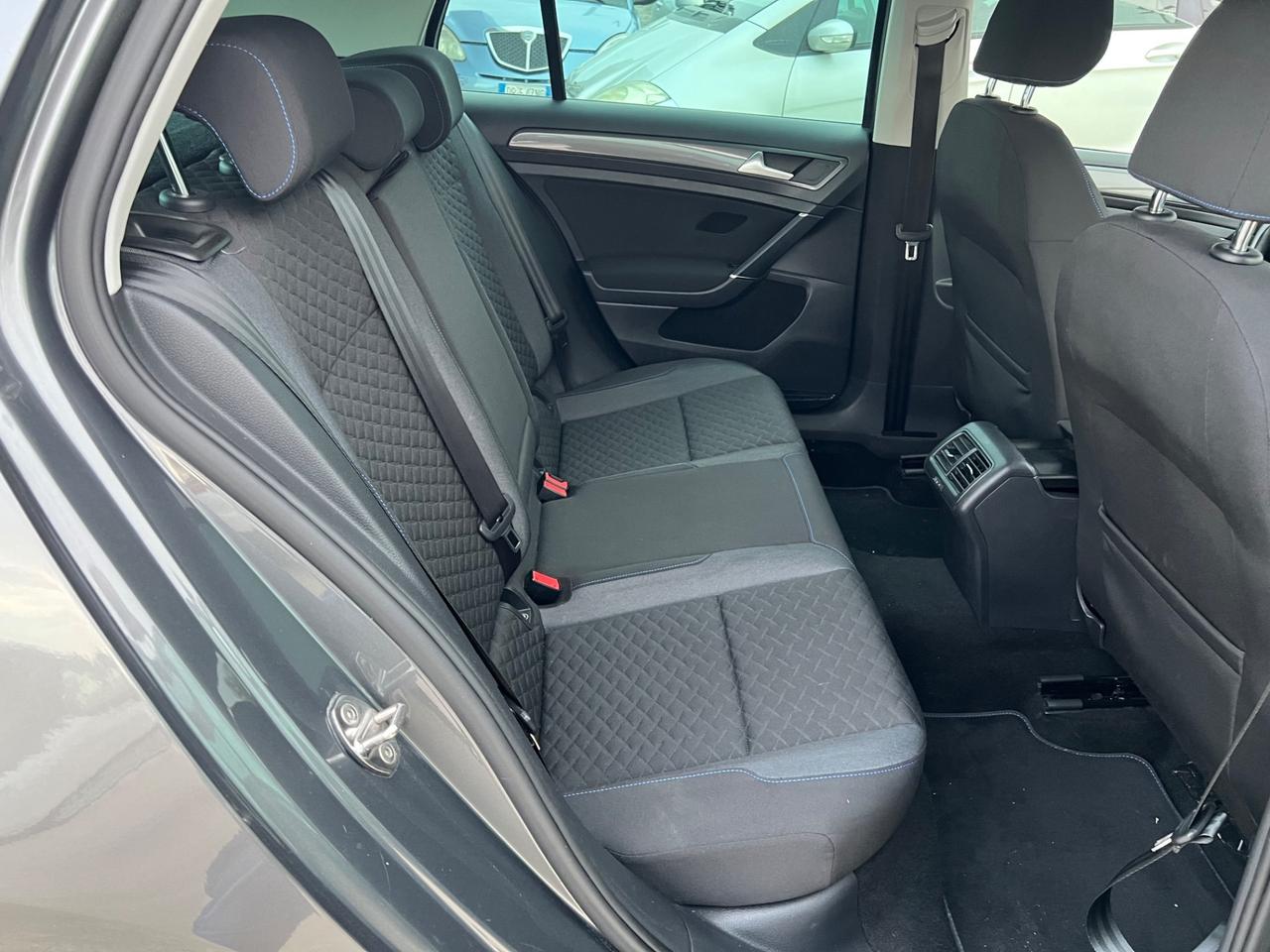 Volkswagen Golf 1.6 TDI 115 CV 5p. Highline BlueMotion Technology