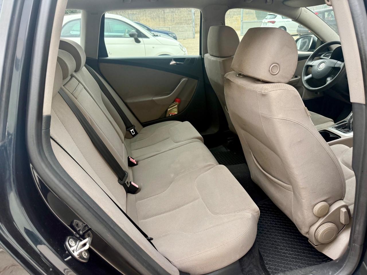 Volkswagen Passat 2.0 TDI DPF Var. Comfortline