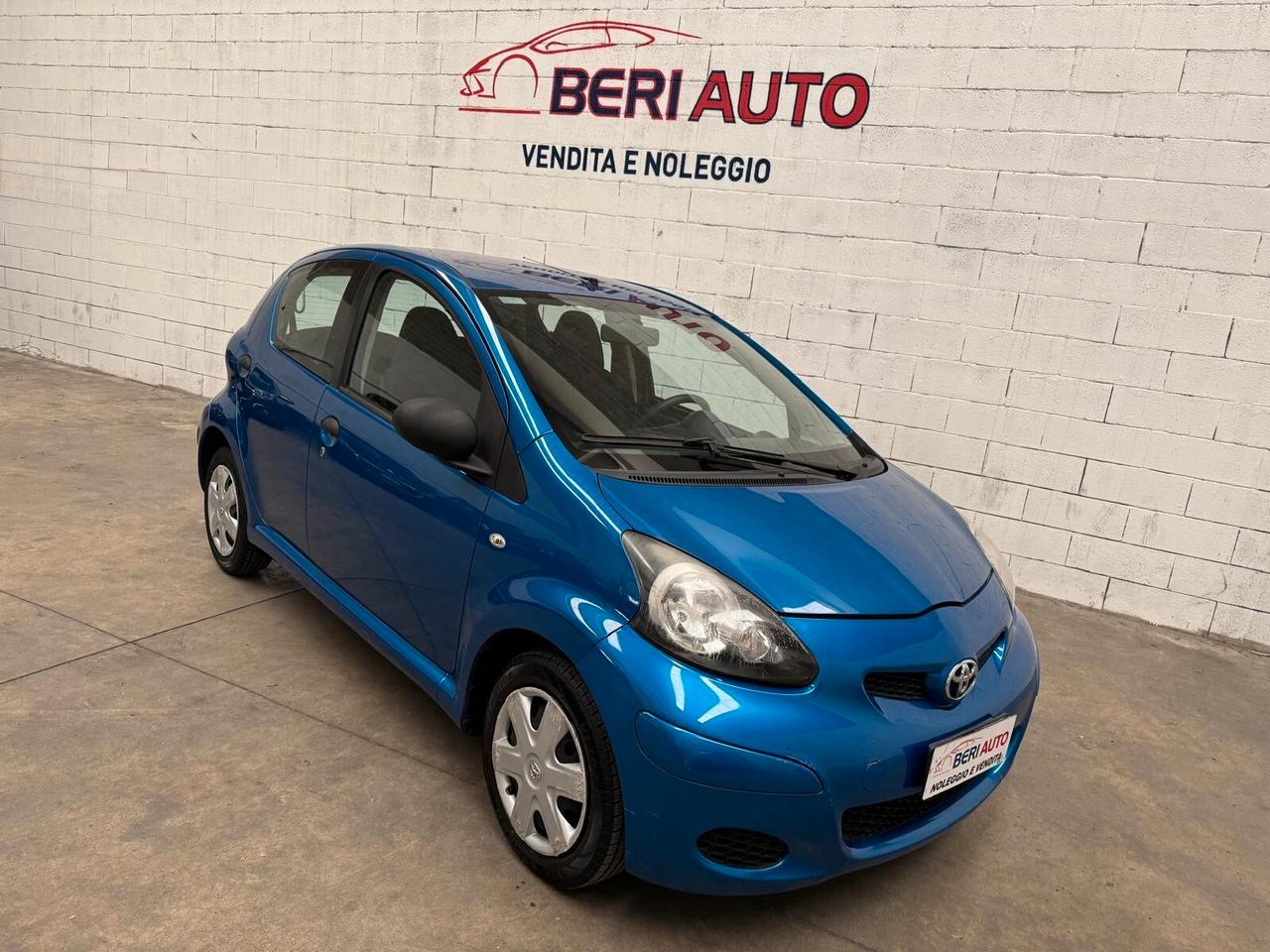 Toyota Aygo 5 porte Lounge Connect