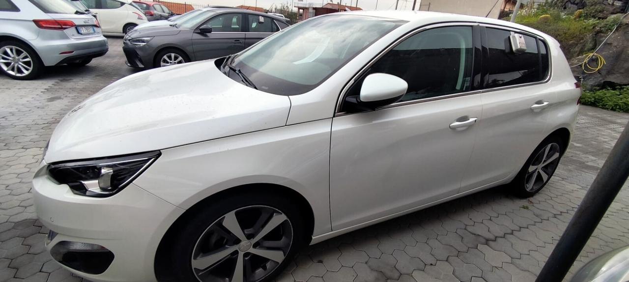 Peugeot 308 BlueHDi 120 S&S EAT6 Allure