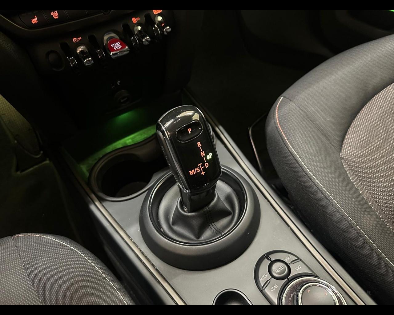 MINI Mini Countrym.(F60) - Mini 2.0 Cooper D Business Countryman