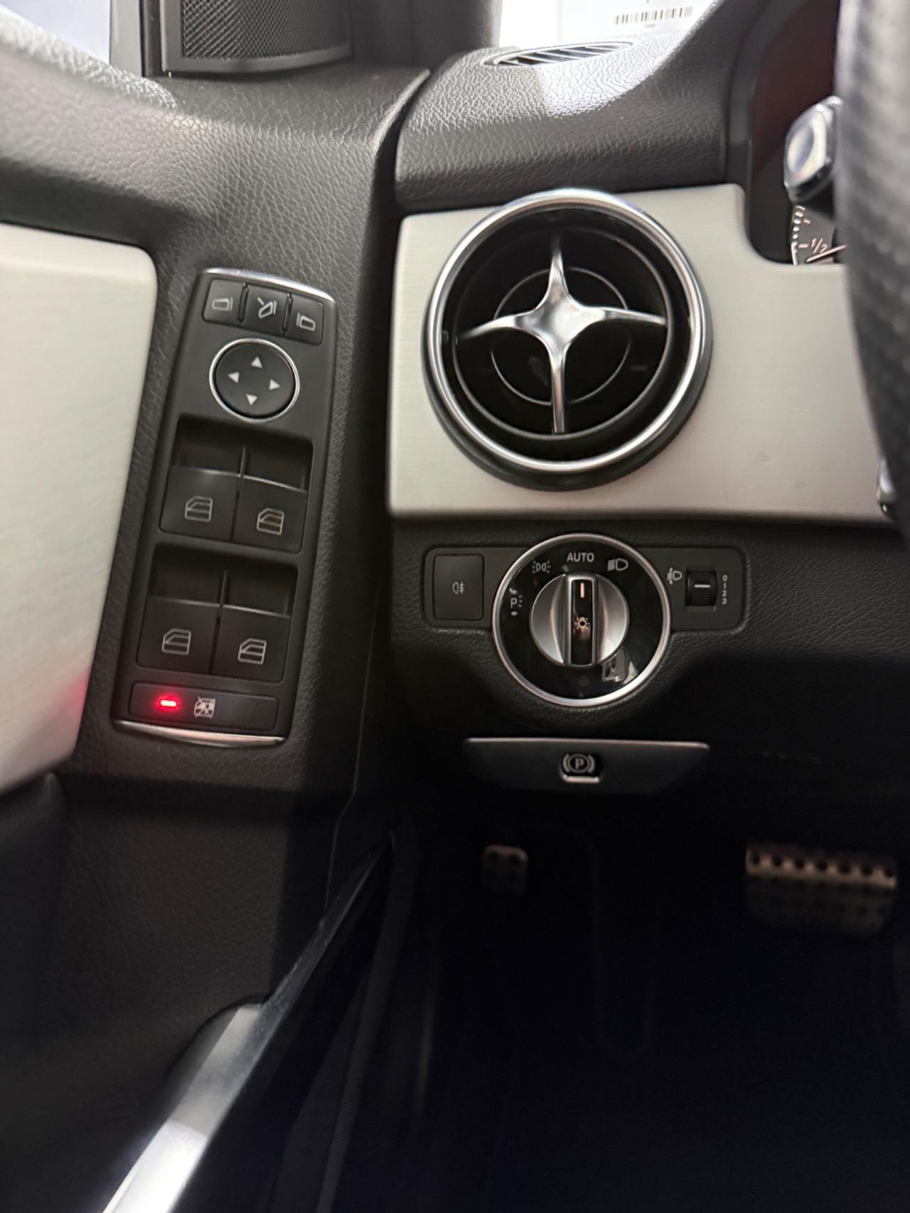 MERCEDES GLK 220 CDI 4MATIC BLUETEC PREMIUM