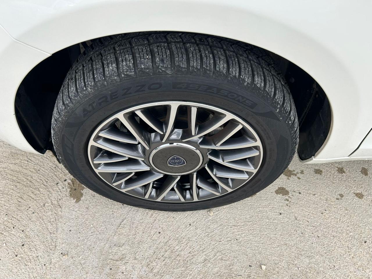 Lancia Ypsilon 1.0 FireFly 5 porte S&S Hybrid Gold - (Offerta del Mese!) - Unico proprietario - 31.280 KM