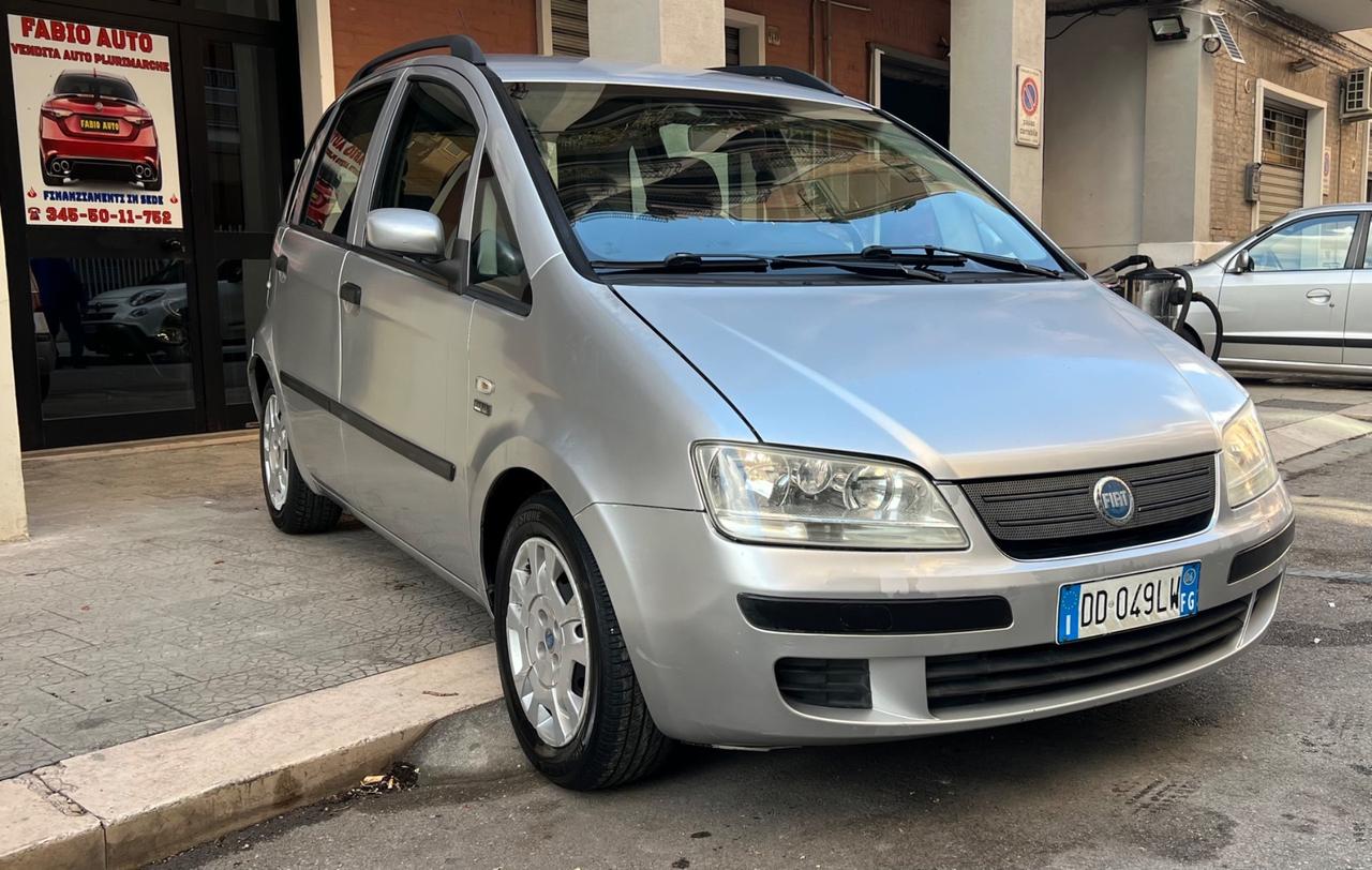 Fiat Idea 1.2 16V BlackLabel