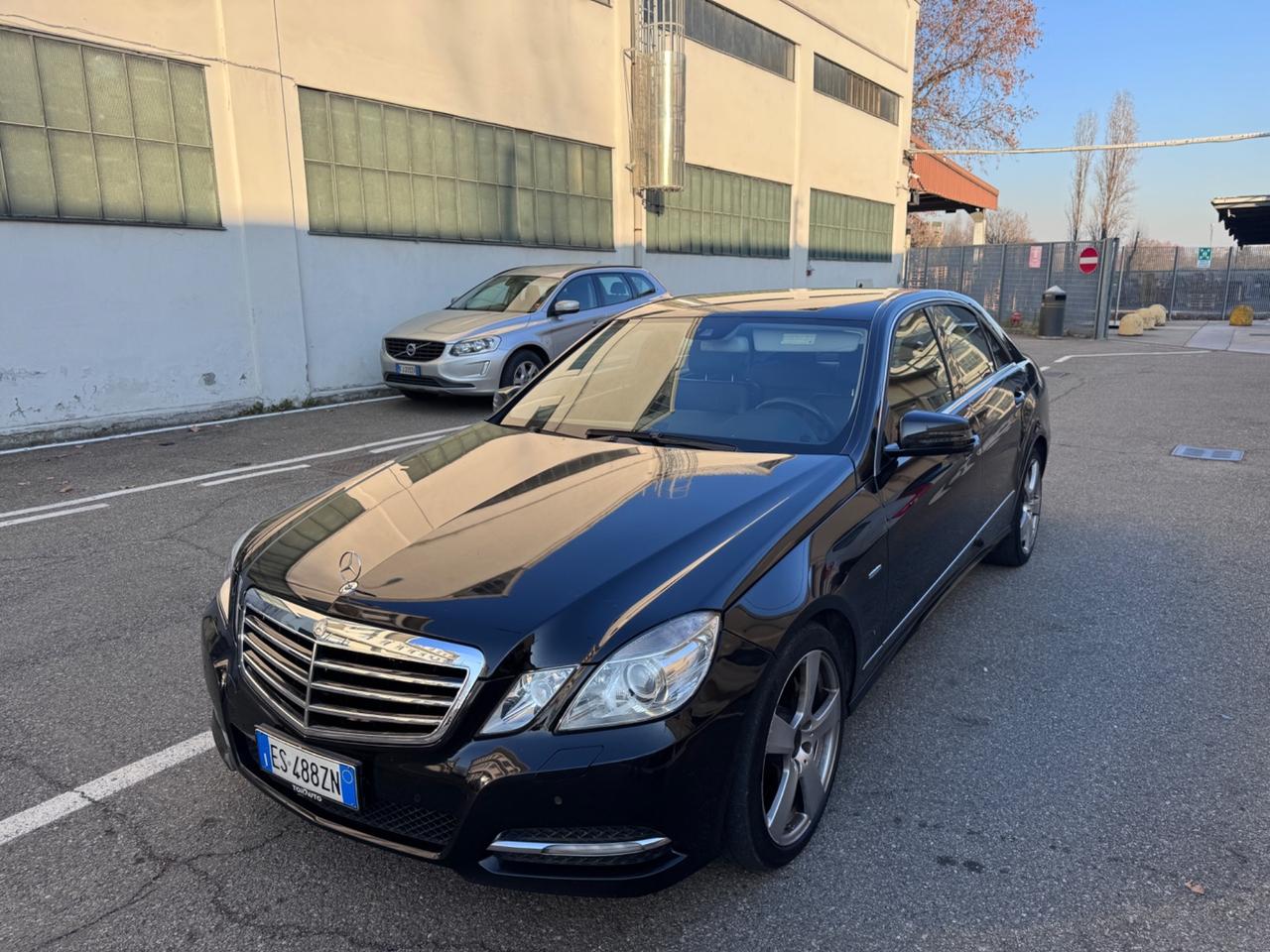 Mercedes-benz E 220 CDI BlueEFFICIENCY Avantgarde