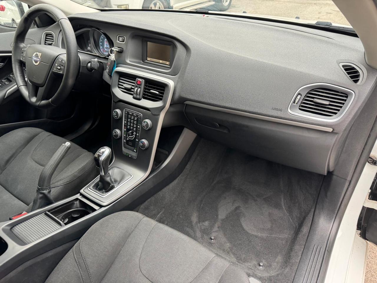 Volvo V40 D2 Business*EURO6