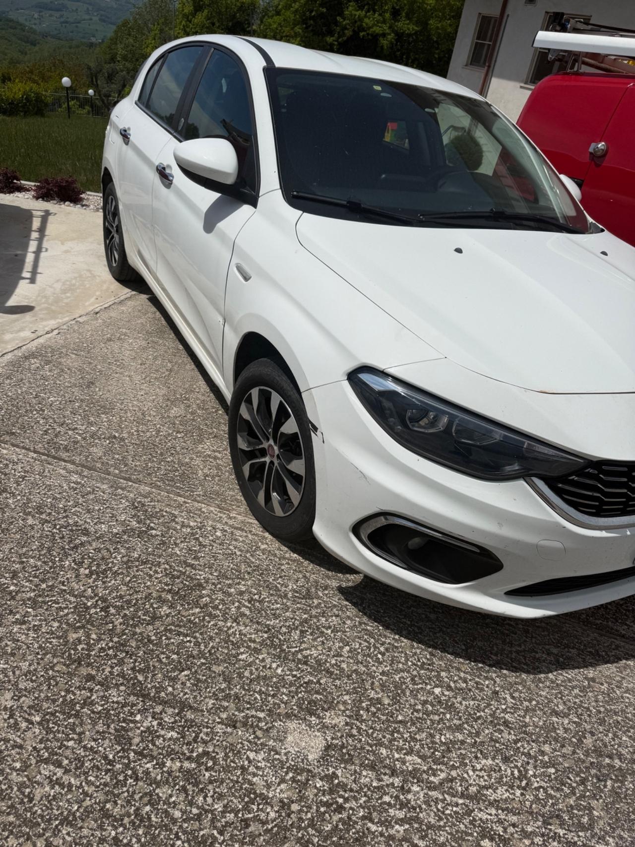 Fiat Tipo 1.3 Mjt S&S 5 porte Lounge