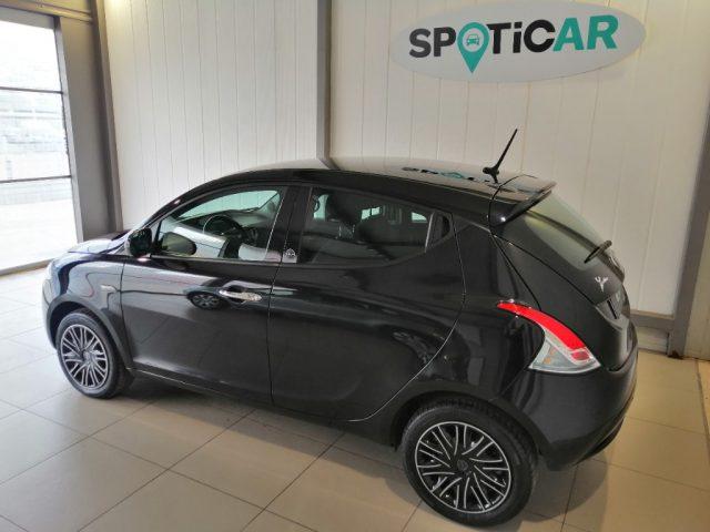 LANCIA Ypsilon 1.0 FireFly 5 porte S&S Hybrid Ecochic Gold