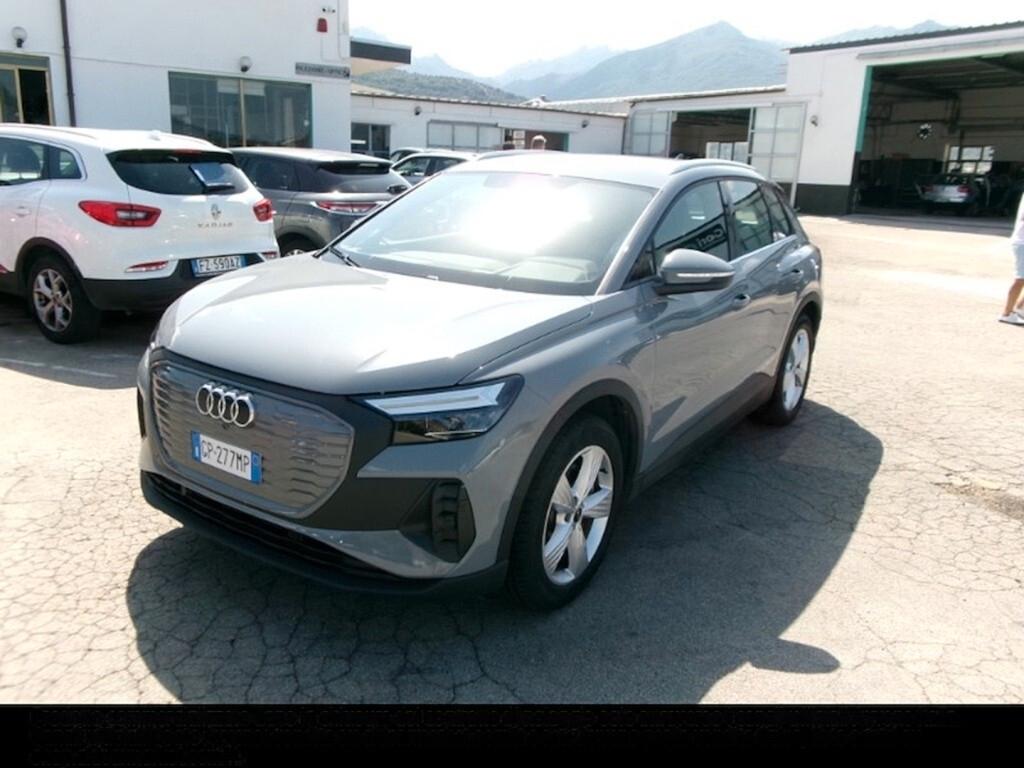 AUDI Q4 40 E-TRON 204CV AUTOMATIC BUSINESS ( FARI LED - VIRTUAL COCKPIT - CRUISE - CLIMA TRIZONA - NAVI - PDC - CERCHI 18 )